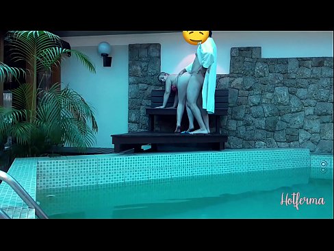 ❤️ Šef poziva sobaricu na bazen, ali nije mogao odoljeti vrućini ❤❌ Analni video na bs.rexporn-com.ru ️❤